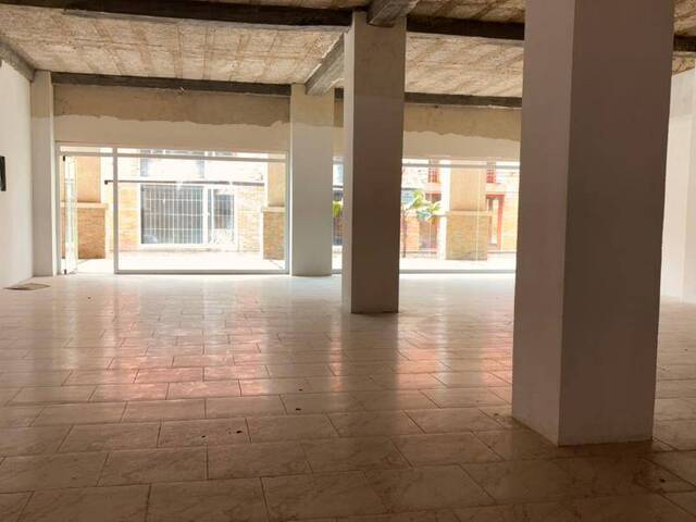 #7 - Oficina para Venta en El Tigre - B