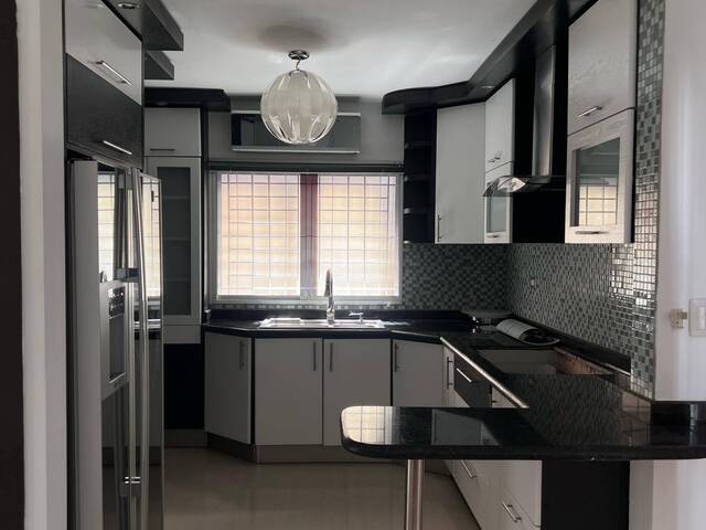 #11 - Casa para Venta en El Tigre - B