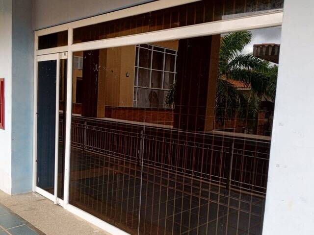 #12 - Oficina para Venta en El Tigre - B