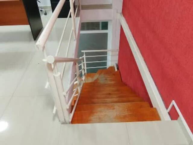 #29 - Oficina para Venta en El Tigre - B