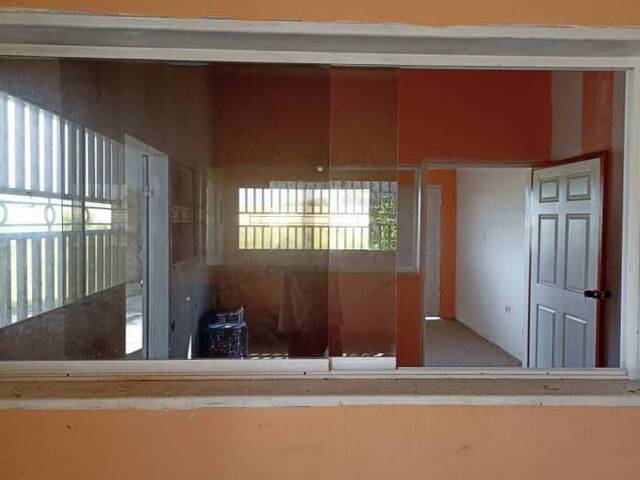 #30 - Área para Venta en El Tigre - B
