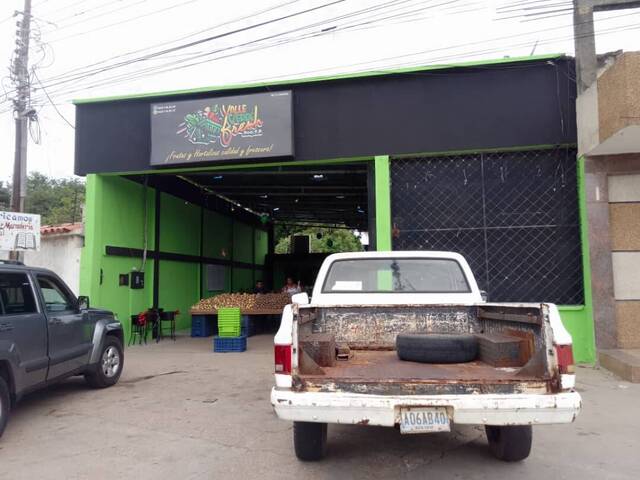 #32 - Oficina para Venta en El Tigre - B