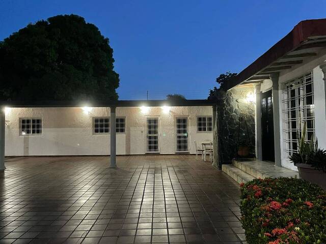 #34 - Casa para Alquiler en El Tigre - B